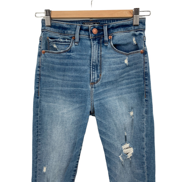 Abercrombie & Fitch Distressed High Rise Super Skinny Ankle Jeans - Size 0 - Picture 2 of 13